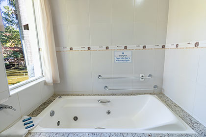 Portal do Sol hotel fazenda chalés adaptados para necessidades especiais com hidro